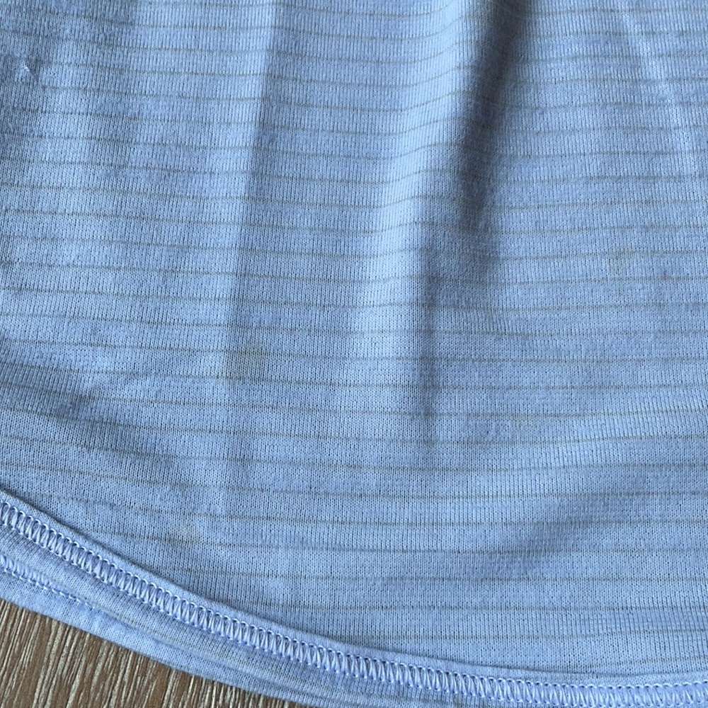 Lululemon Essential Tank Top Size 6 - Picture 6 of 10